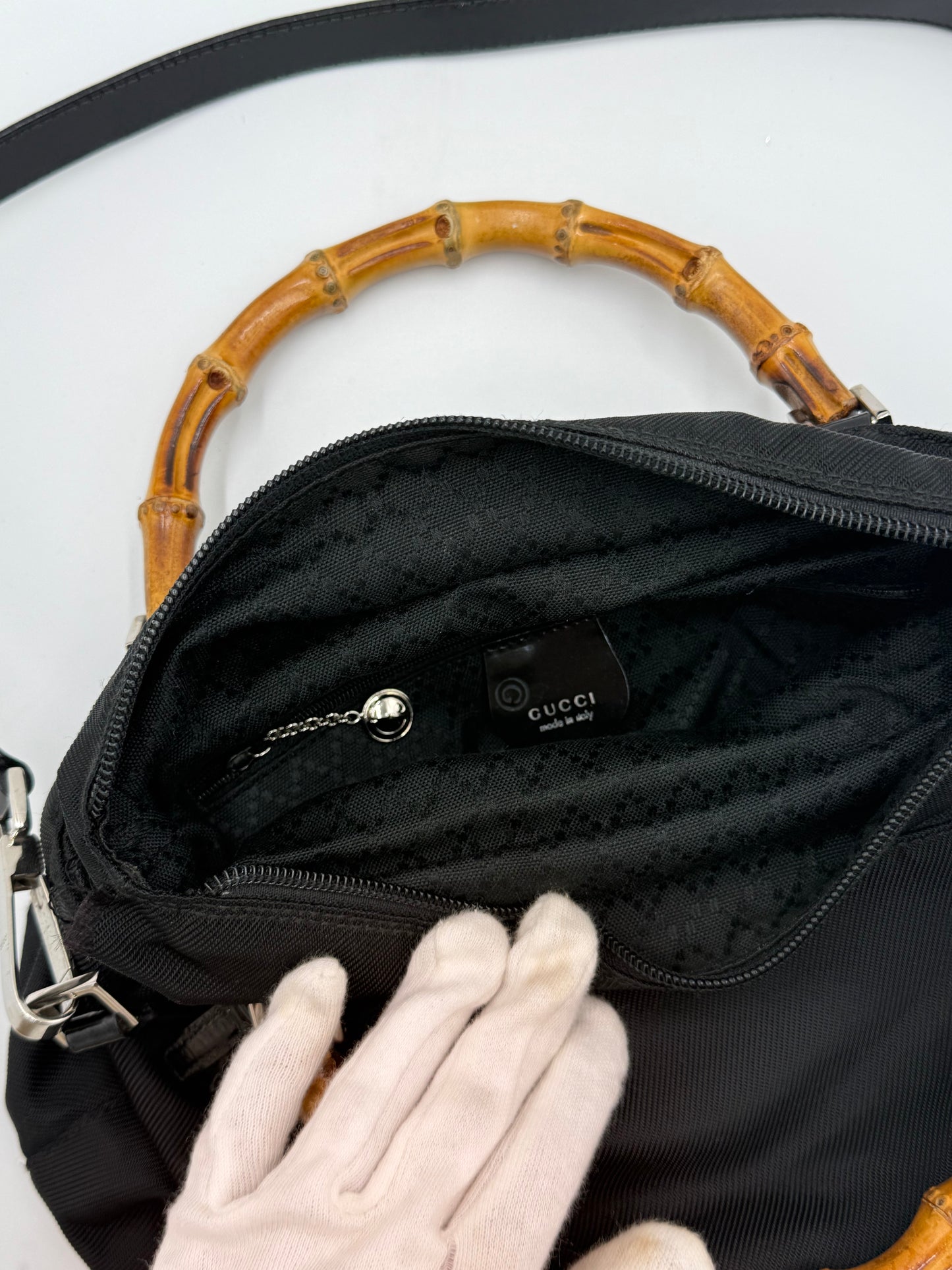 Gucci Borsa a Mano e Tracolla Bamboo in Nylon Nero