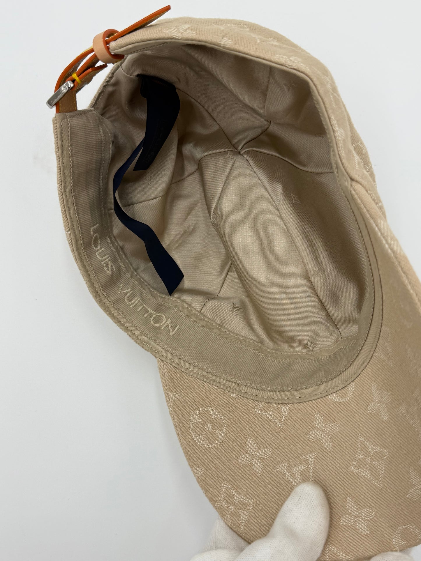 Louis Vuitton Cappello Monogram Denim Beige