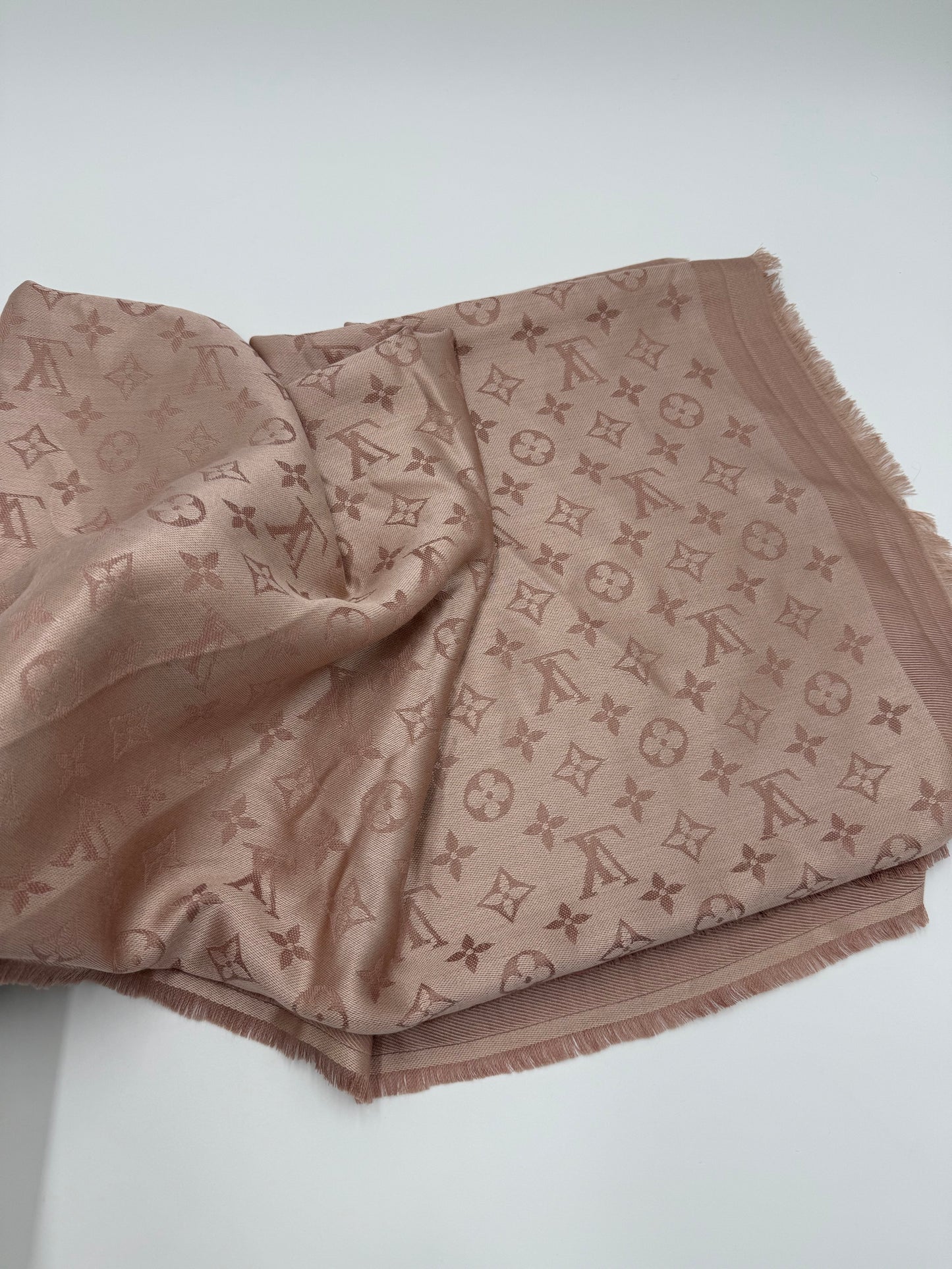 Louis Vuitton Sciarpa Shawl Monogram in Lana Rosa Cipria