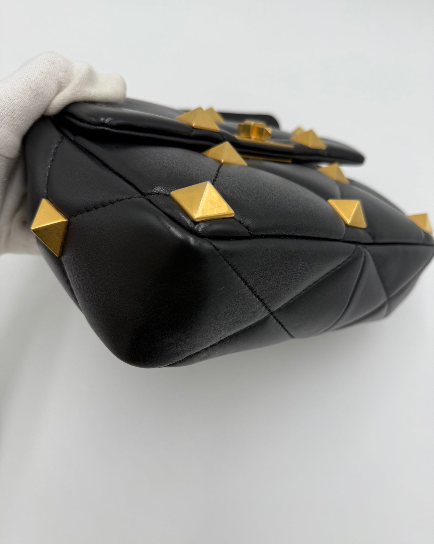 Valentino Garavani Borsa Roman Spike in Pelle Trapuntata Nera