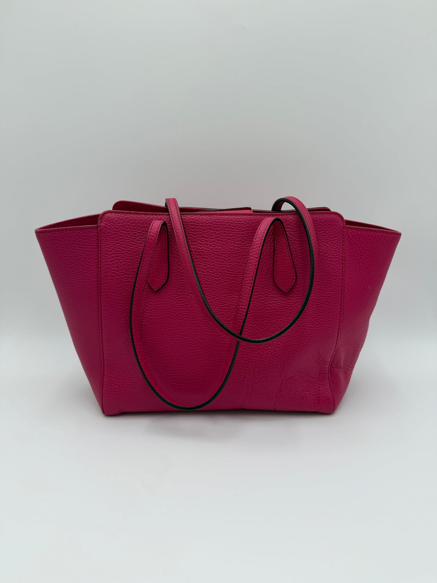 Gucci Borsa Tote Swing Media in Pelle Martellata Fucsia