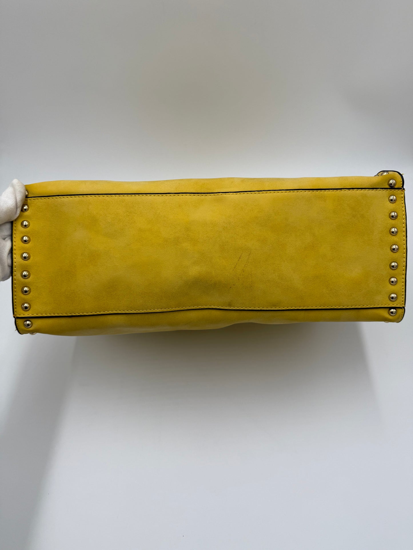 Versace Borsa Tote Medusa Borchiata in Camoscio Giallo
