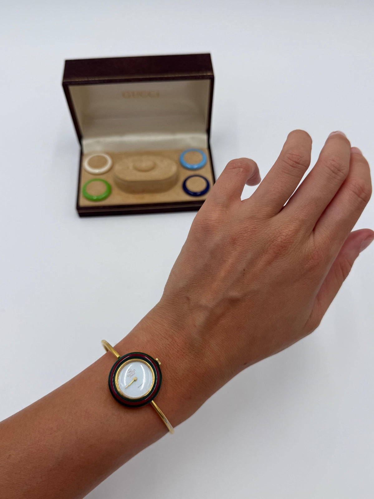 Gucci Orologio Vintage 1100-L con Ghiere Intercambiabili Placcato Oro