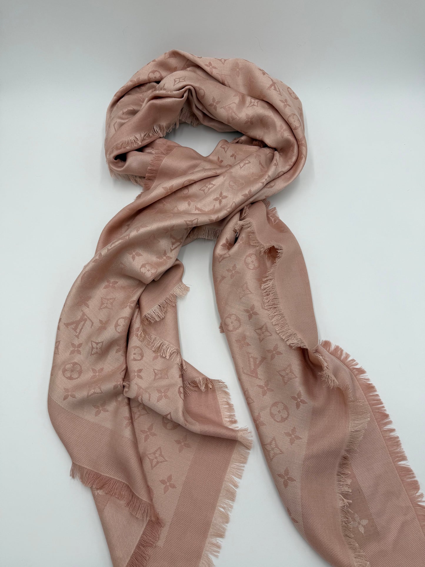 Louis Vuitton Sciarpa Shawl Monogram in Lana Rosa Pastello