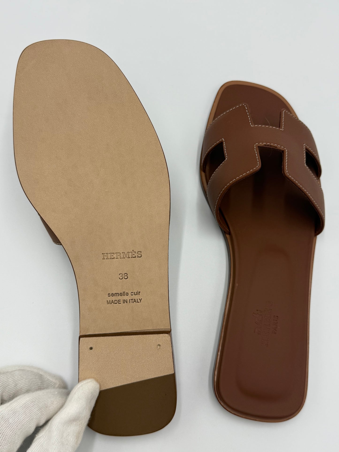 Hermès Sandali Oran in Pelle Gold