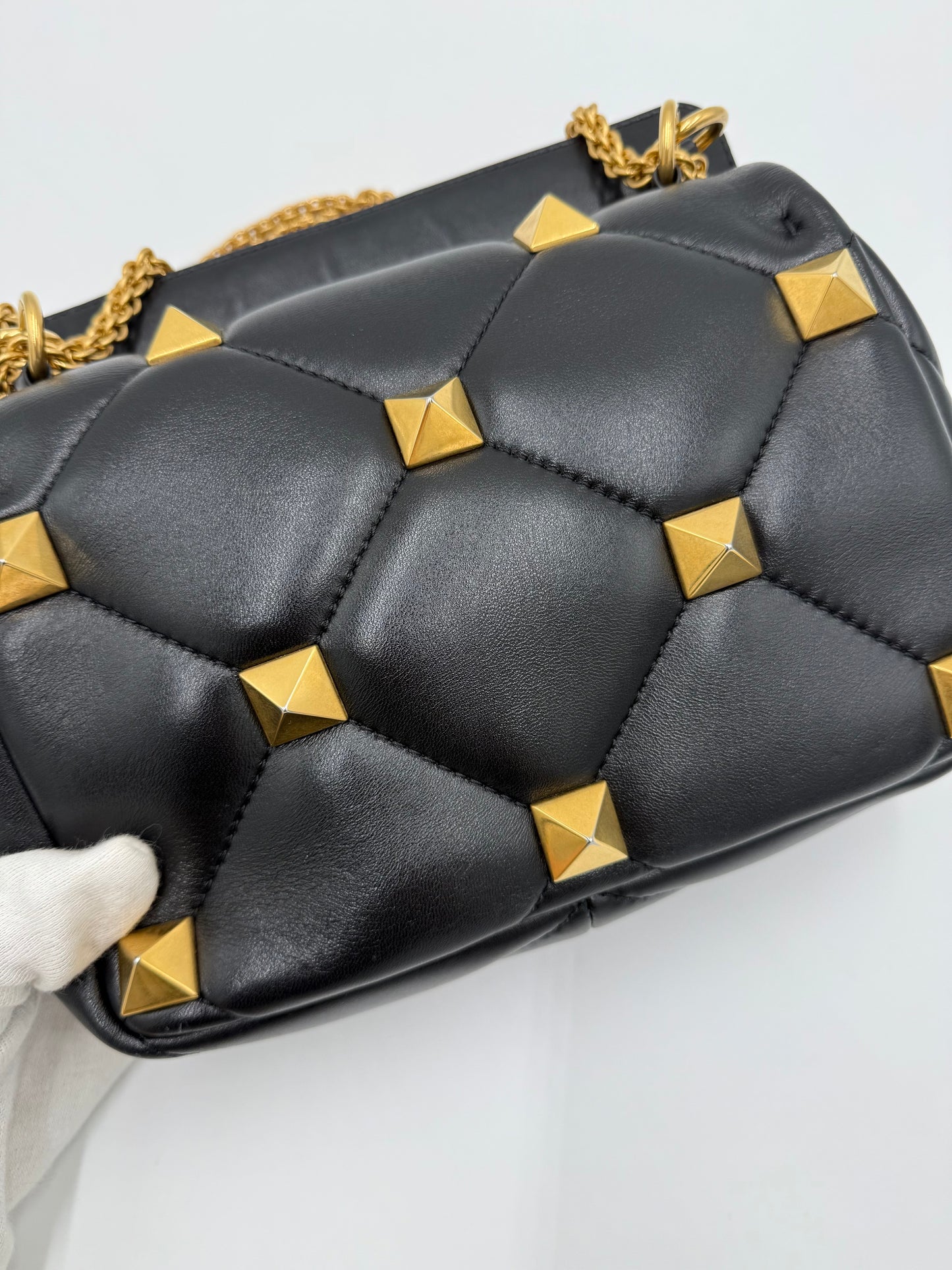 Valentino Garavani Borsa Roman Spike in Pelle Trapuntata Nera
