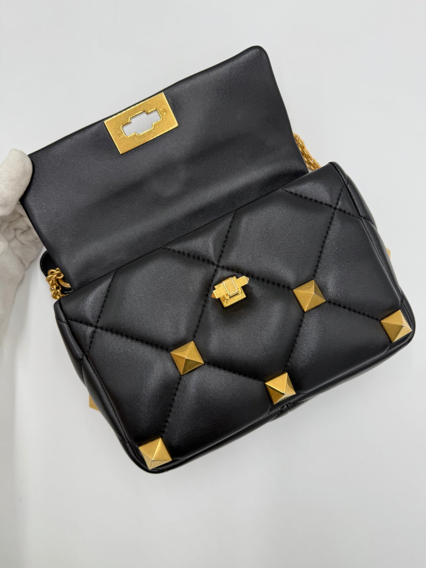 Valentino Garavani Borsa Roman Spike in Pelle Trapuntata Nera