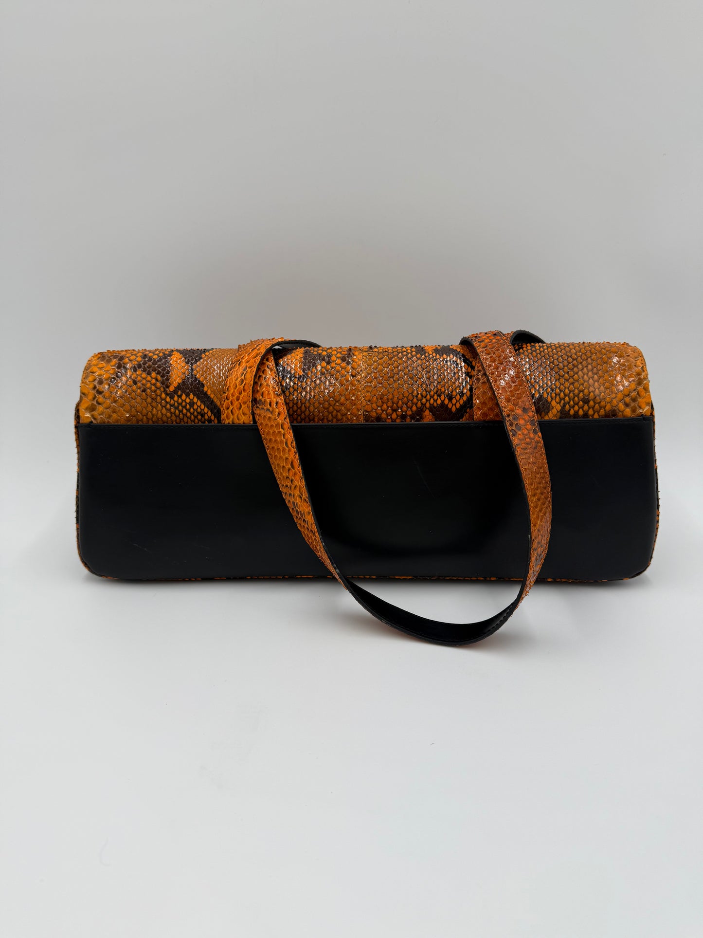 Bulgari Borsa Vintage in Pelle di Serpente Arancione e Pelle Nera