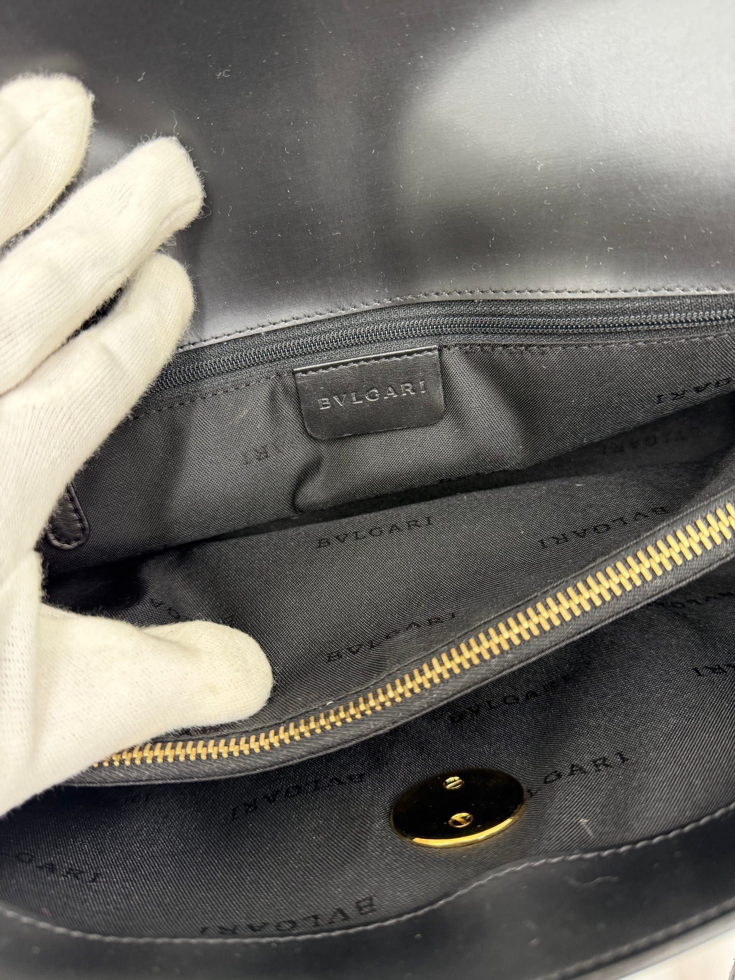 Bulgari Borsa Vintage in Pelle di Serpente Arancione e Pelle Nera