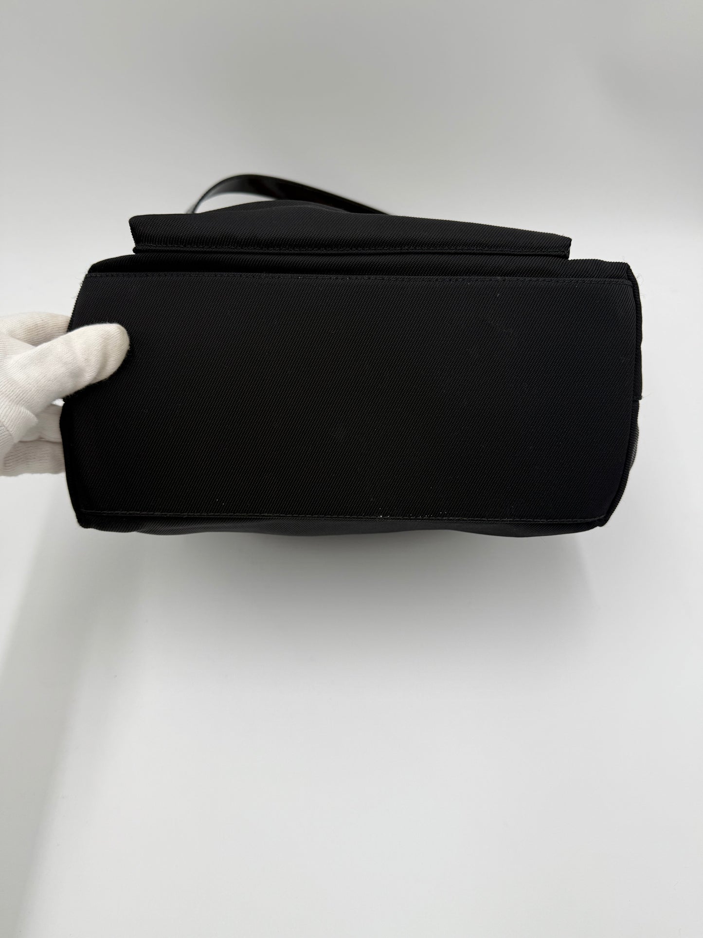 Gucci Borsa a Mano e Tracolla Bamboo in Nylon Nero