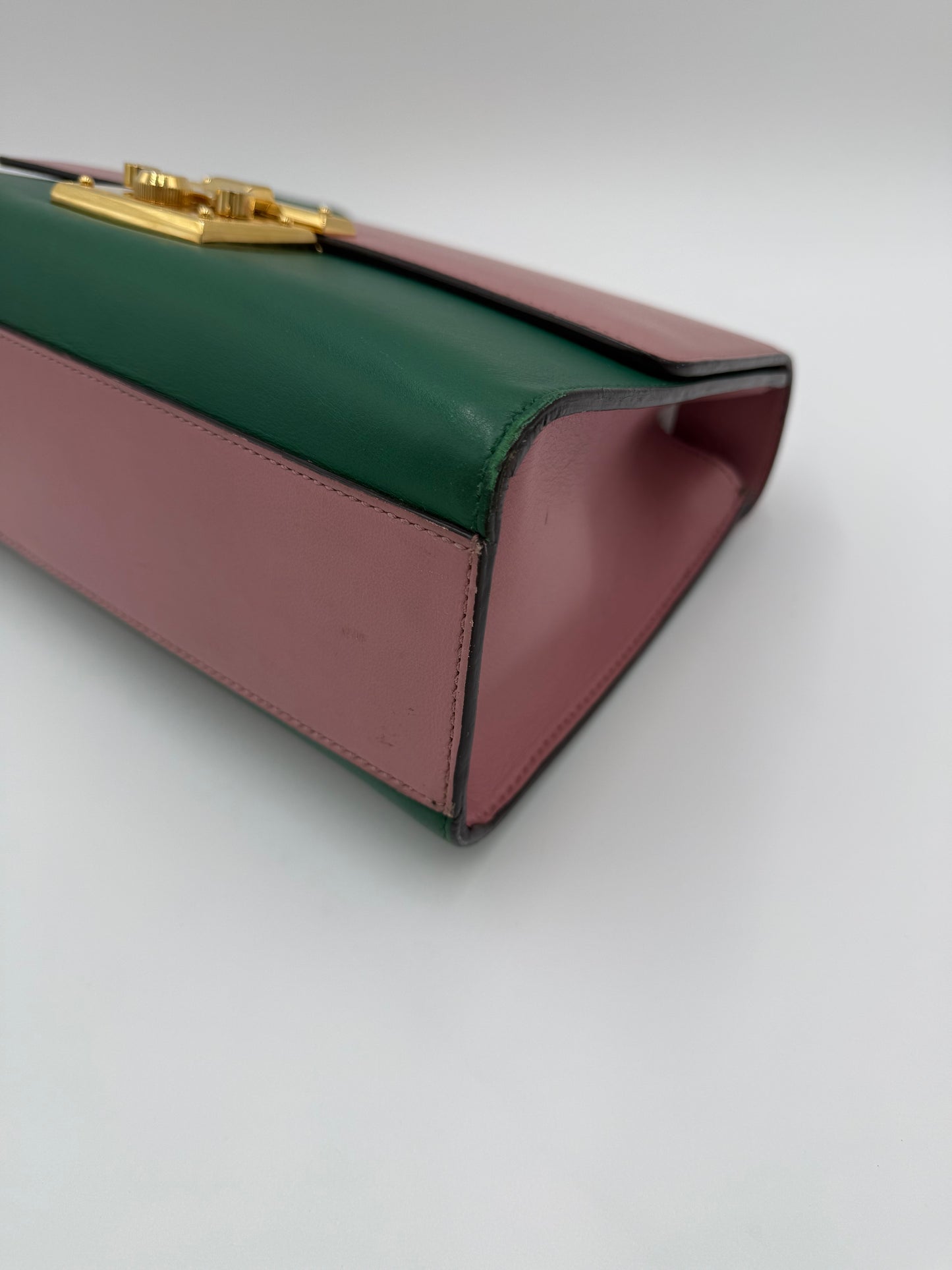 Gucci Borsa a Spalla Padlock in Pelle Bicolore Rosa e Verde