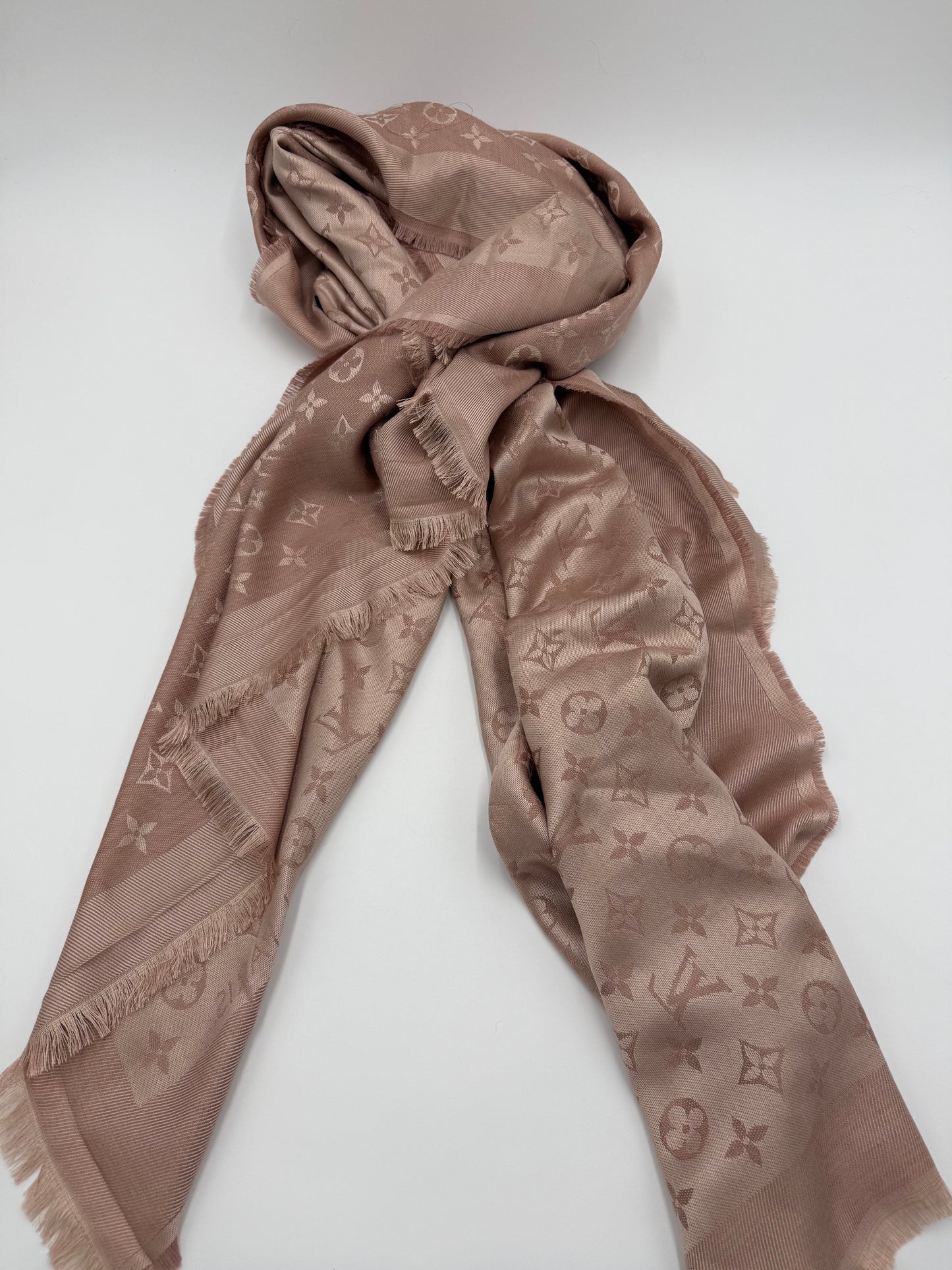 Louis Vuitton Sciarpa Shawl Monogram in Lana Rosa Cipria