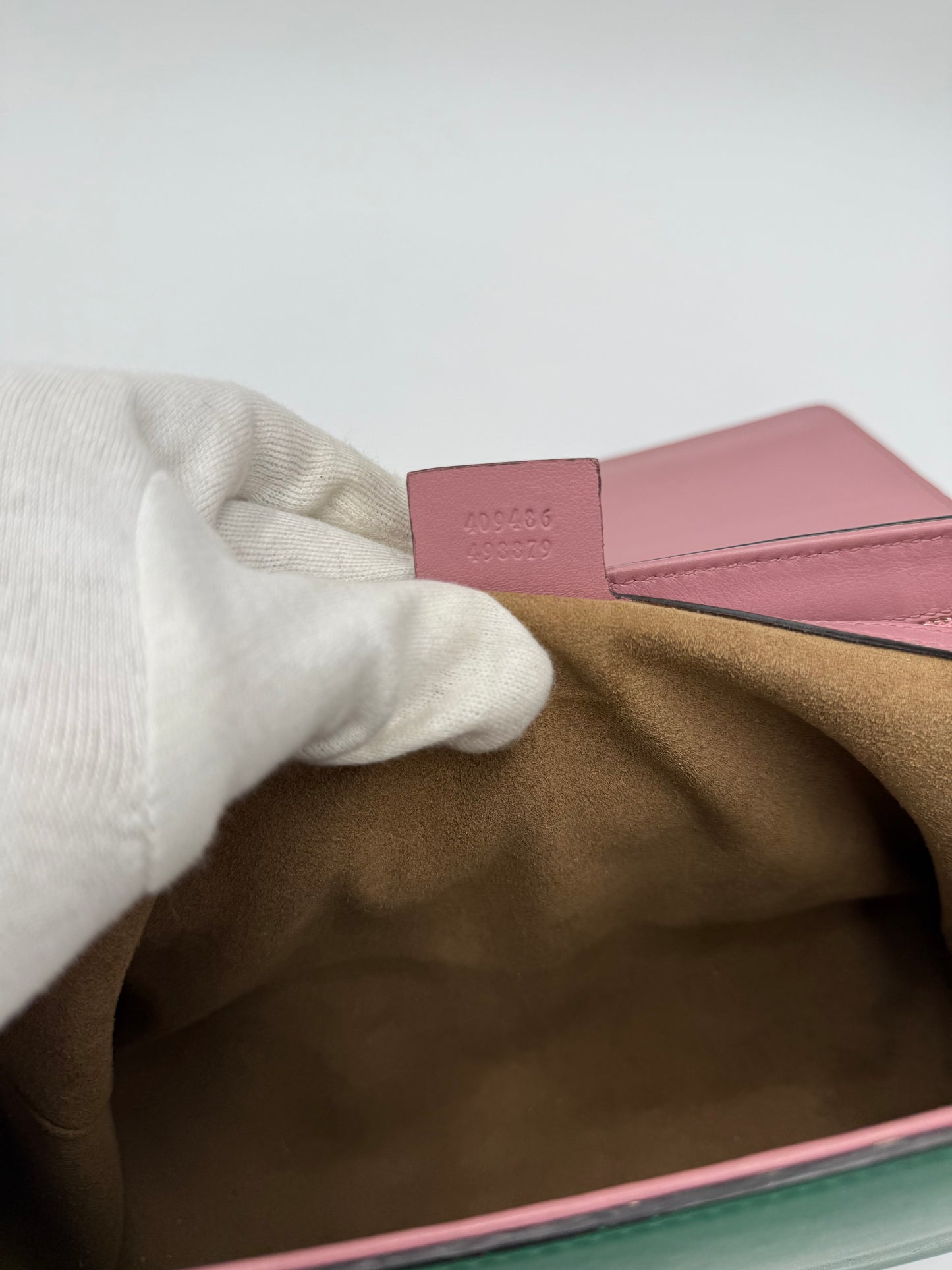Gucci Borsa a Spalla Padlock in Pelle Bicolore Rosa e Verde