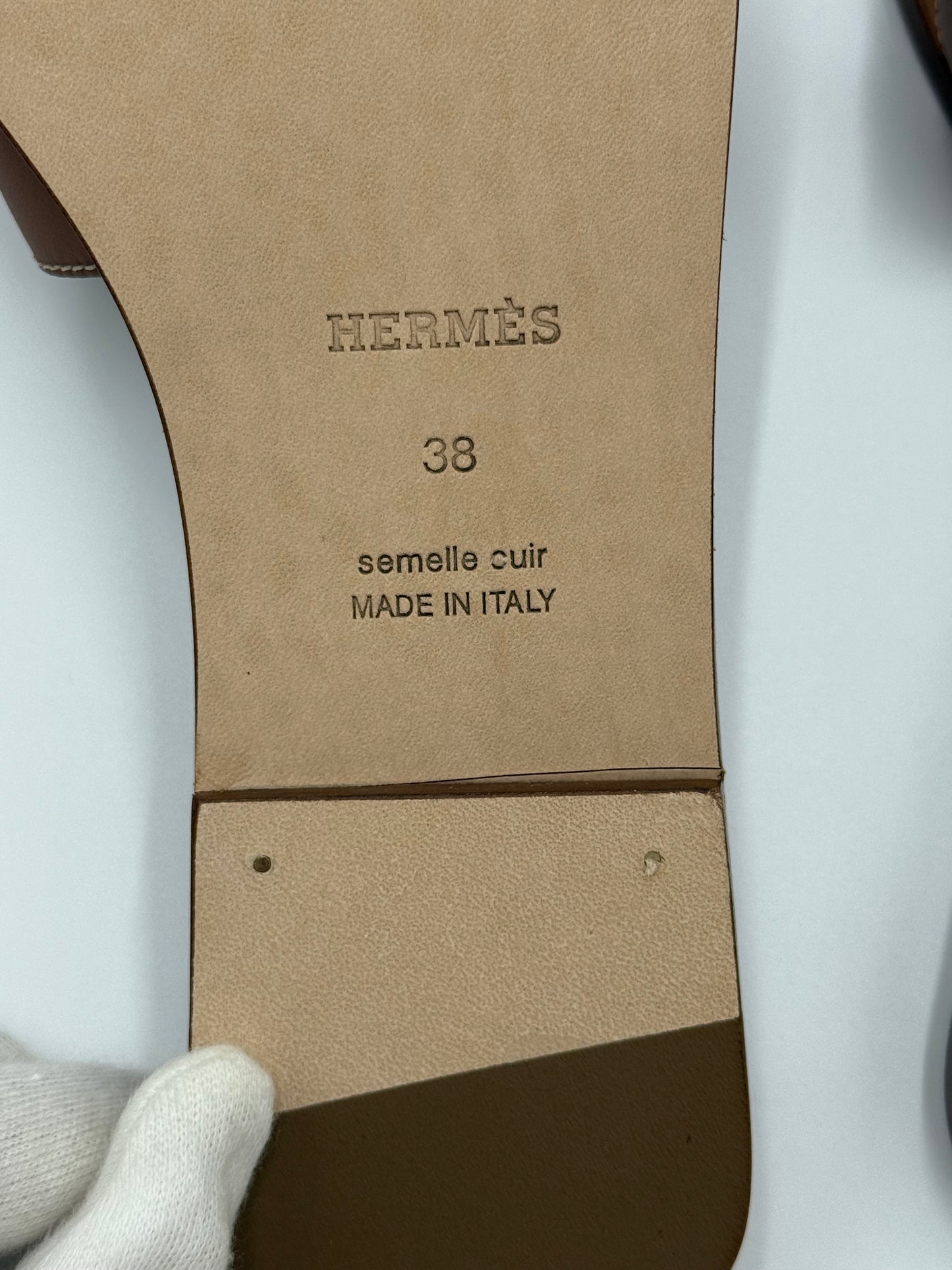 Hermès Sandali Oran in Pelle Gold