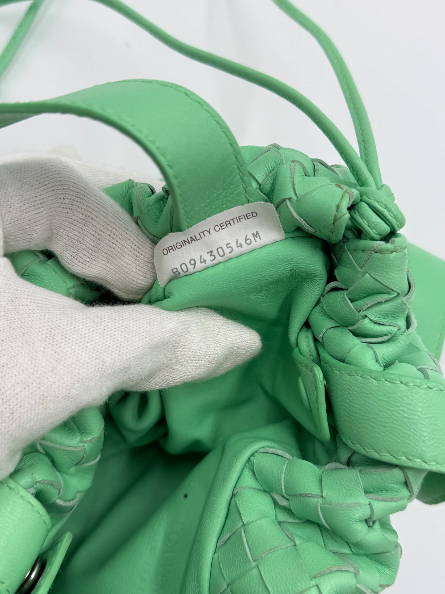 Bottega-Veneta-Borsa-Small-Bulb-in-Pelle-Intrecciata-Verde-67809300742468 - Pally Vintage Closet
