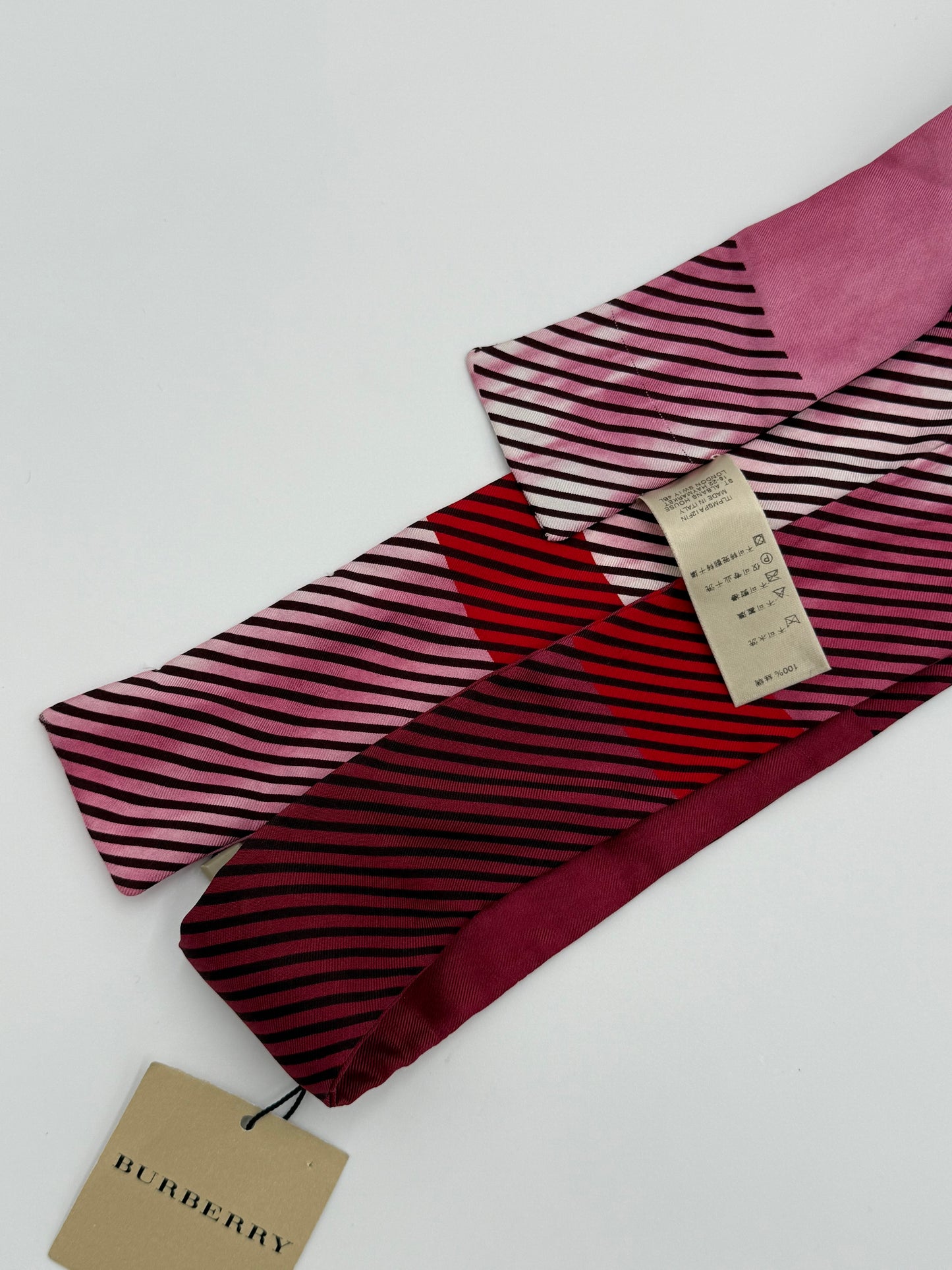 Burberry Foulard Twill di Seta Vintage Rosa