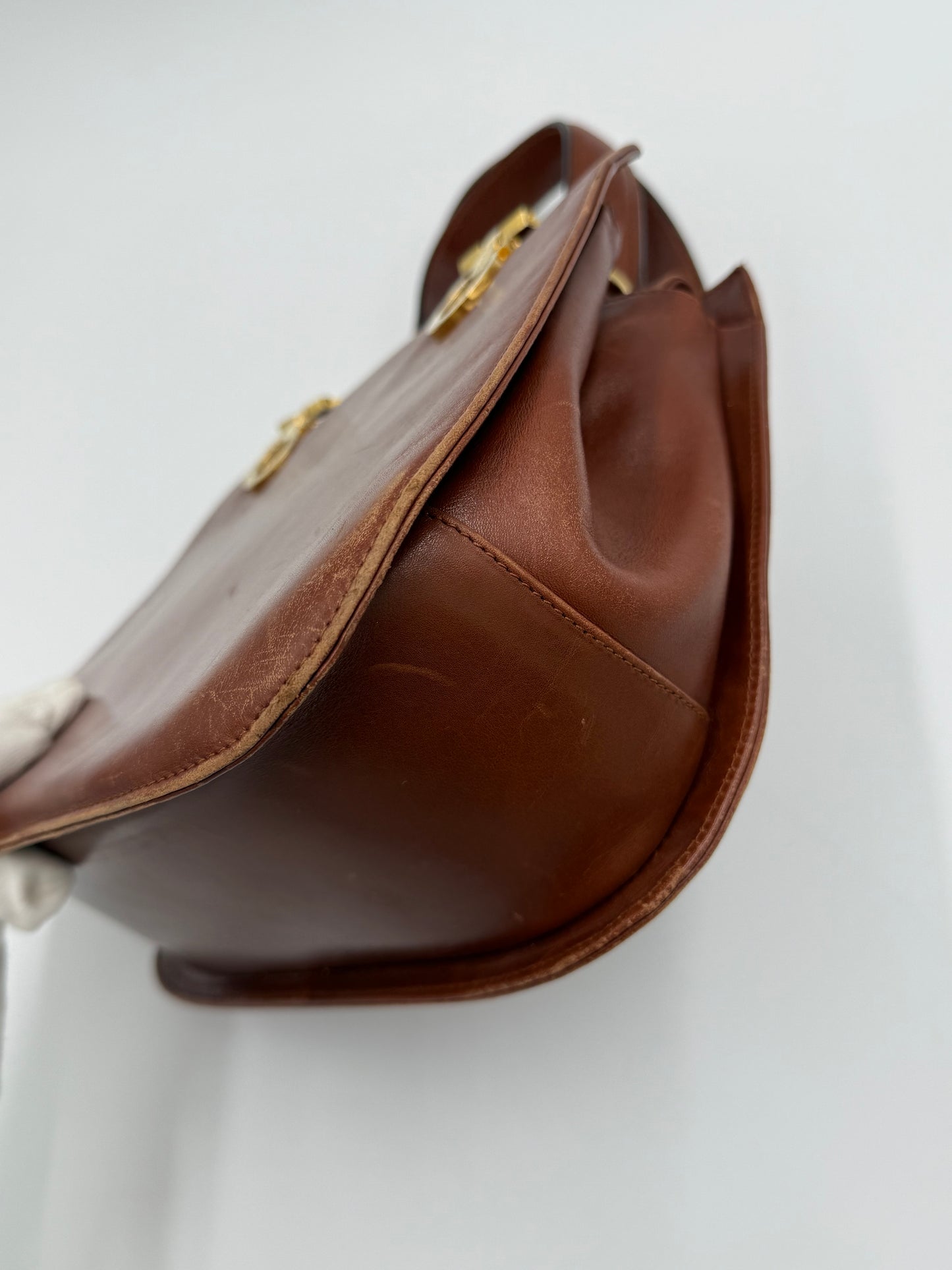 Salvatore Ferragamo Borsa Vintage Gancini in Pelle Cognac