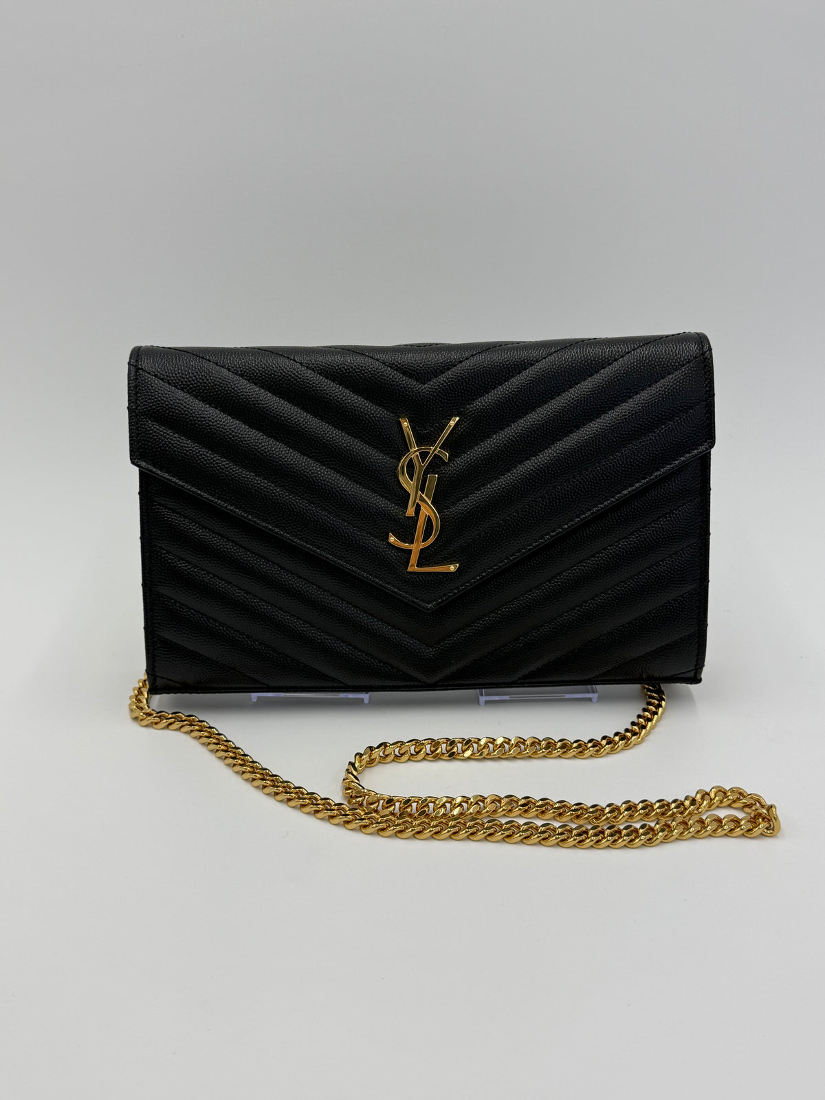 Saint Laurent Borsa a Tracolla Cassandre in Pelle Grain de Poudre con Hardware Dorato Nera