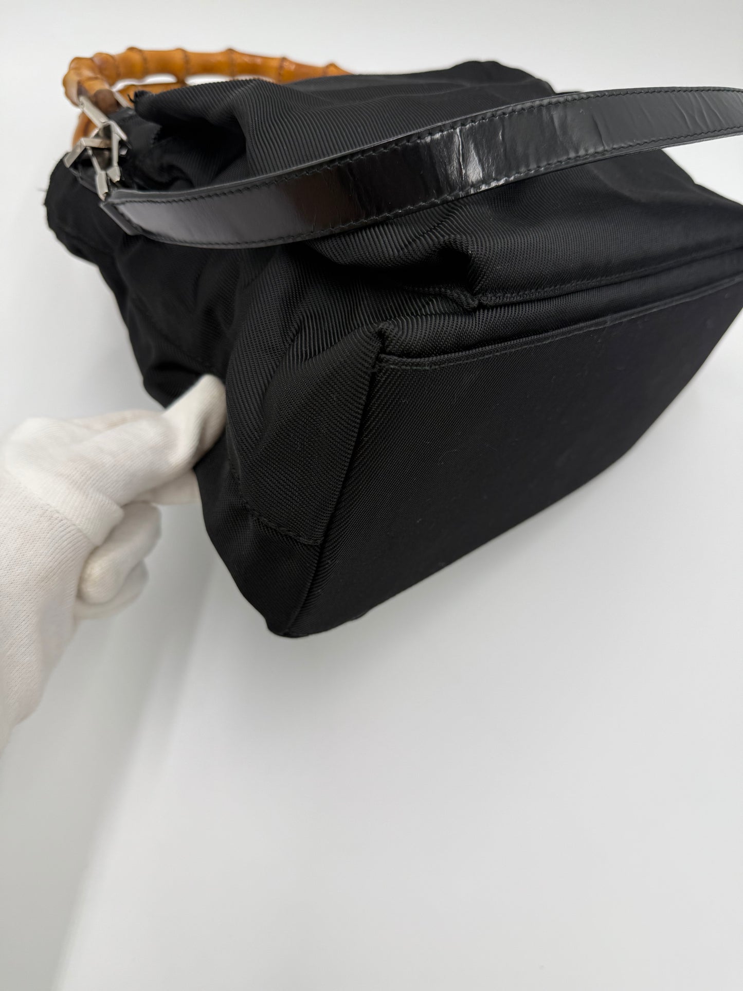 Gucci Borsa a Mano e Tracolla Bamboo in Nylon Nero