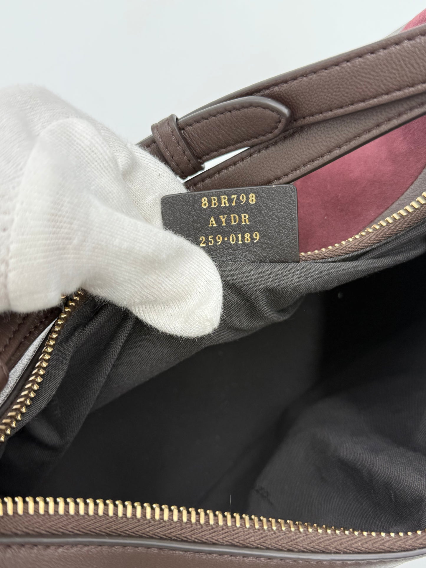 Fendi Borsa Fendigraphy Hobo in Pelle e Suede Borgogna - Pally Vintage Closet