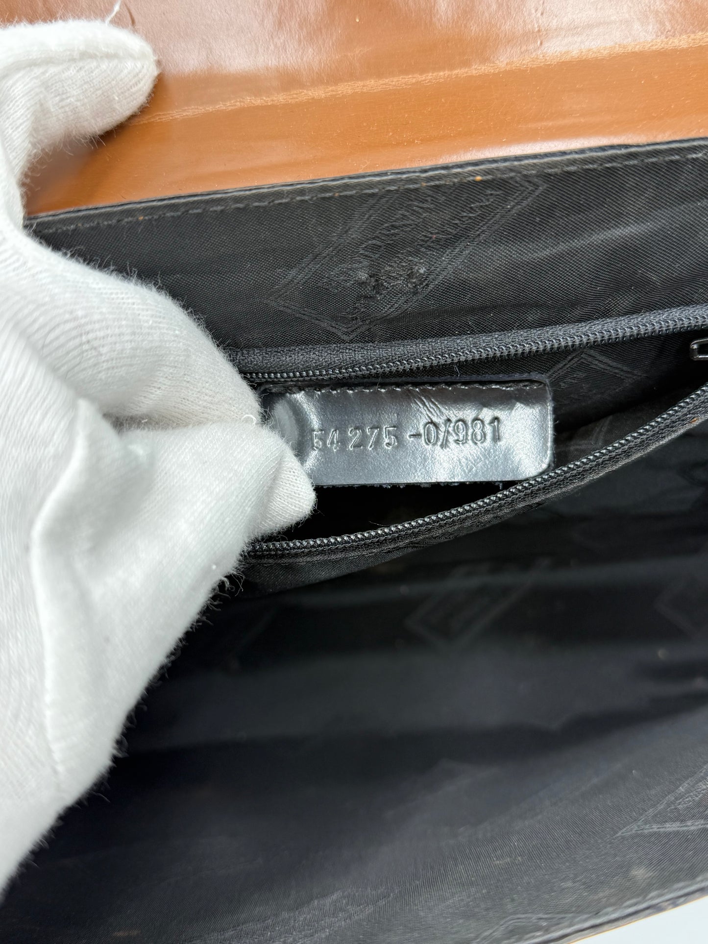 Fendissime by Fendi Borsa Vintage in Pelle Lucida Marrone - Pally Vintage Closet