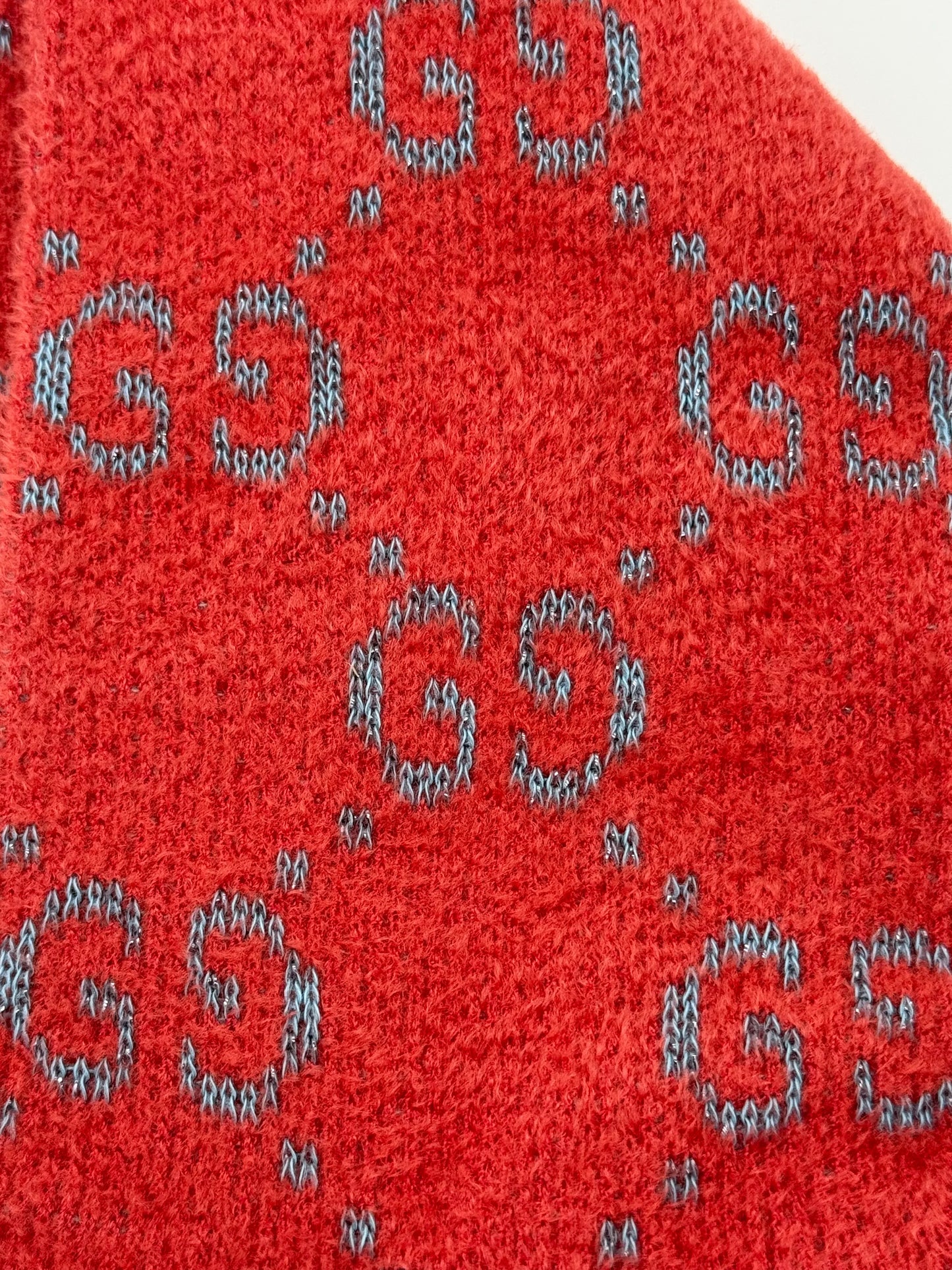 Gucci-Calzini-Warm-Logg-in-Maglia-GG-Rosso-e-Blu-70031224439108 - Pally Vintage Closet