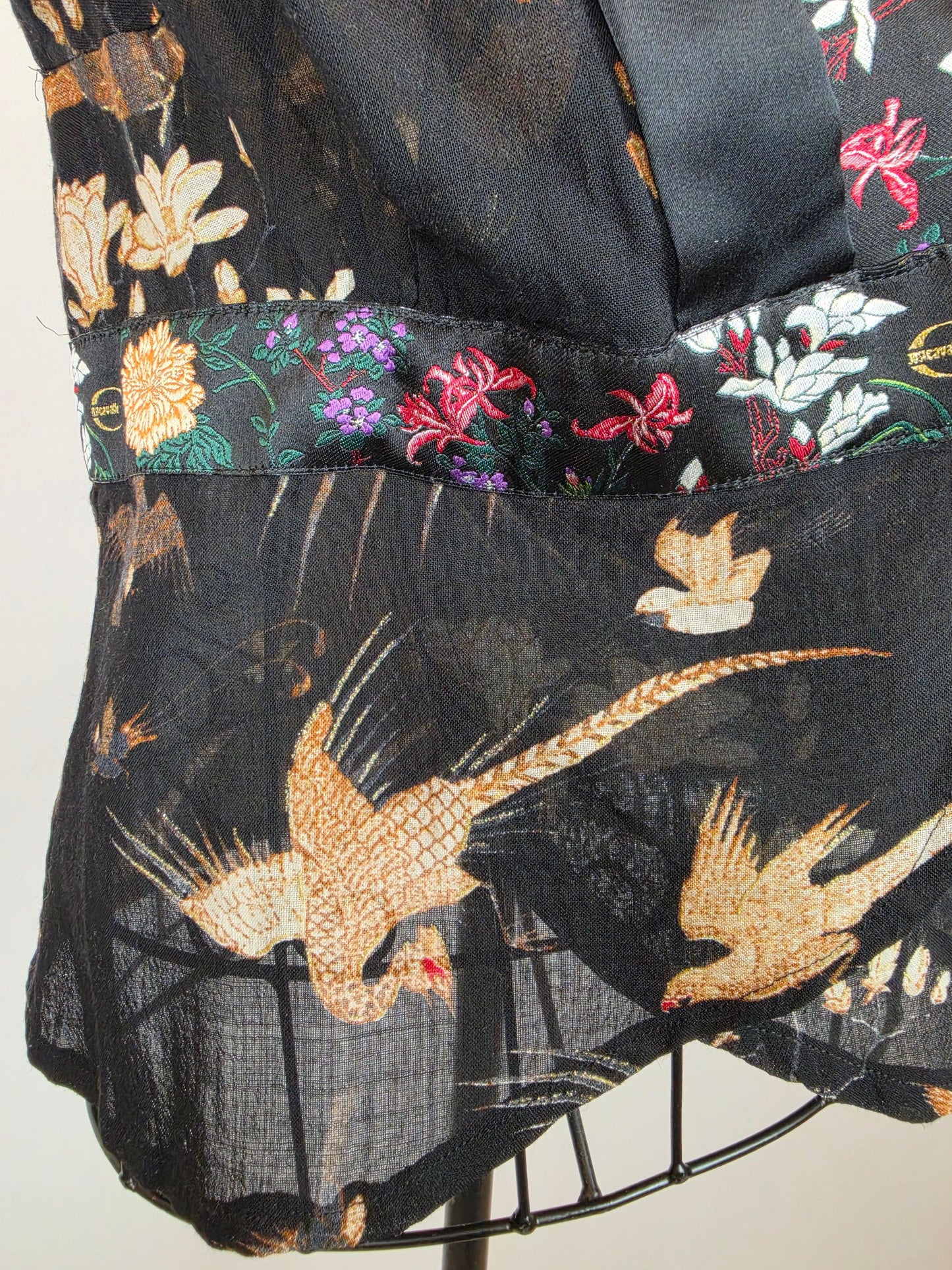 Just Cavalli Blusa Smanicata Vintage Stampa Orientale Nera - Pally Vintage Closet