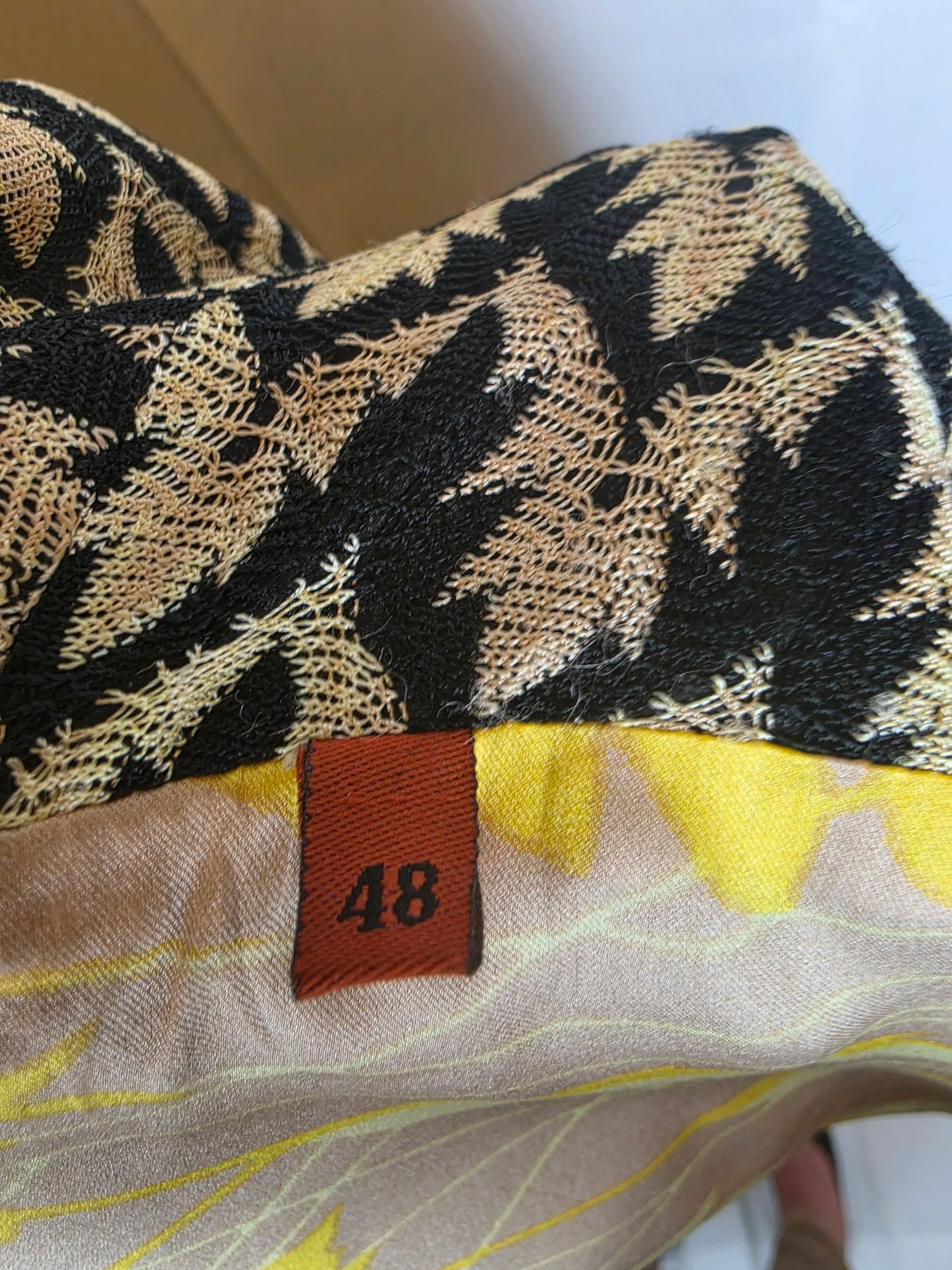 Missoni-Completo-Vintage-Blazer-e-Pantaloni-in-Maglia-Lavorata-Nero-e-Oro-70263496245572 - Pally Vintage Closet