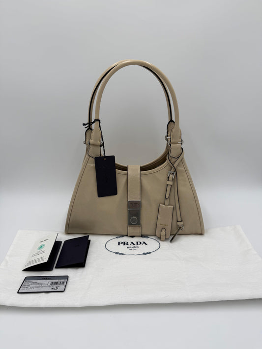 Prada-Borsa-Tote-a-Spalla-in-Pelle-Soft-Lux-Media-Travertino-70377582461252 - Pally Vintage Closet