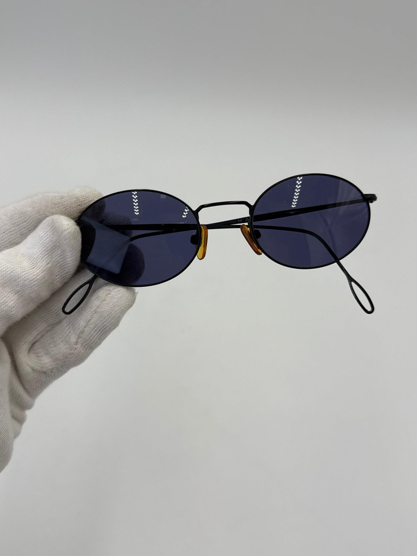 Ralph Lauren Occhiali da Sole Vintage Modello Ovale Minimal in Metallo Nero - Pally Vintage Closet