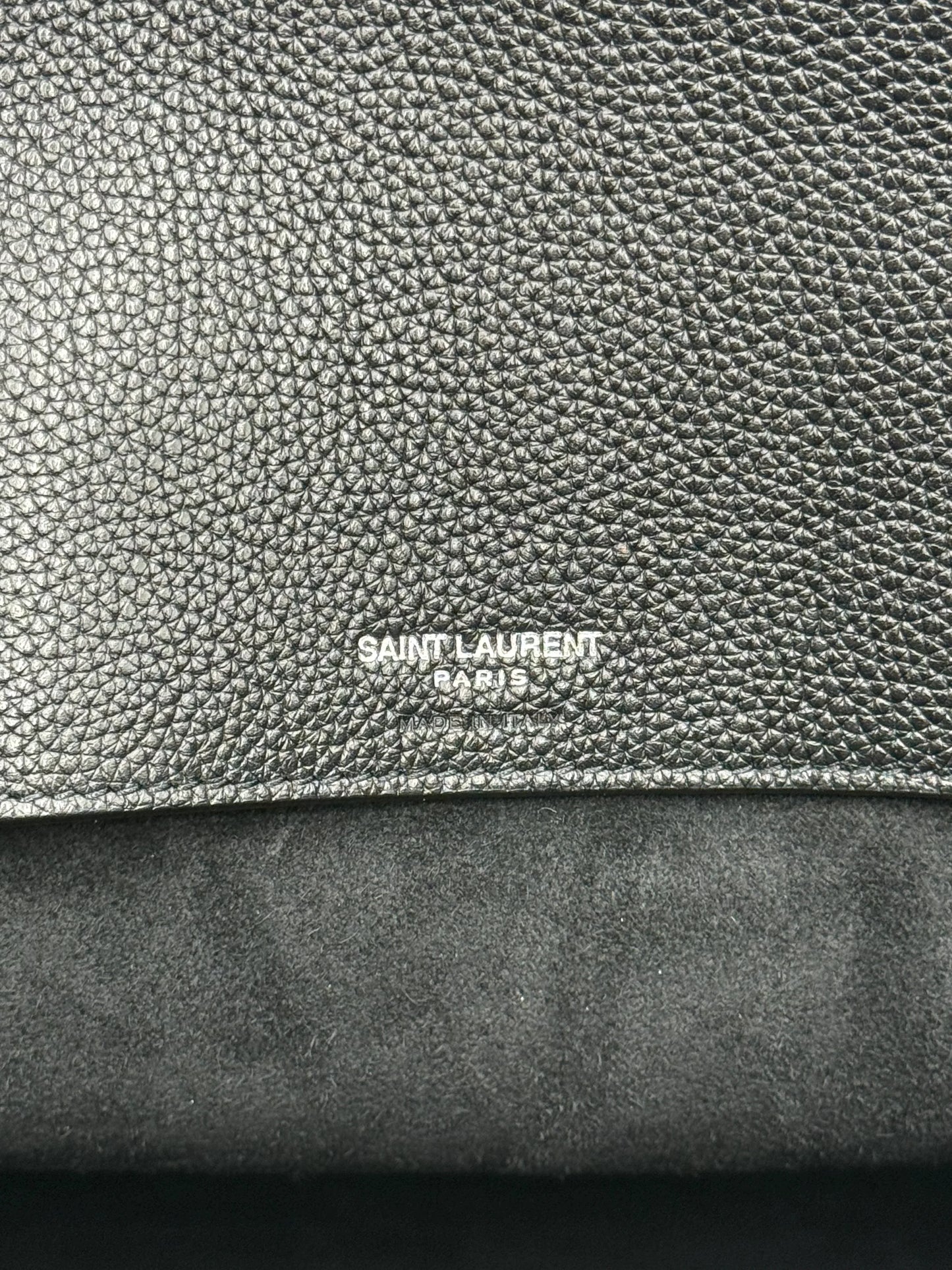 Saint-Laurent-Borsa-Sac-de-Jour-Large-in-Pelle-Martellata-Nera-69515574214980 - Pally Vintage Closet