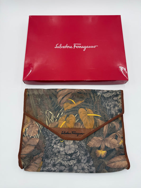 Salvatore Ferragamo Clutch Vintage in Cotone Stampa Jungle Marrone - Pally Vintage Closet