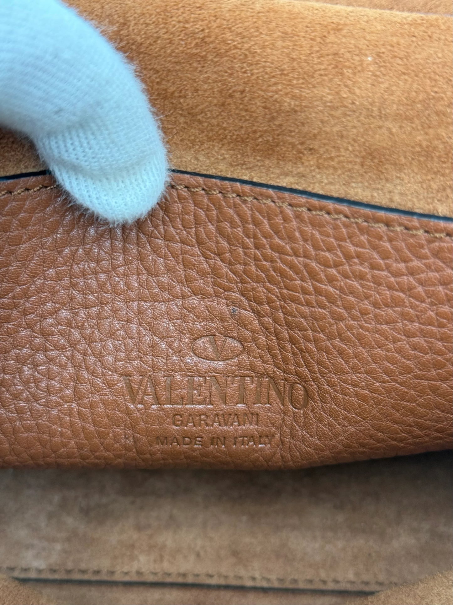 Valentino-Garavani-Borsa-Rockstud-a-Tracolla-Pelle-Martellata-Marrone-69305861112132 - Pally Vintage Closet