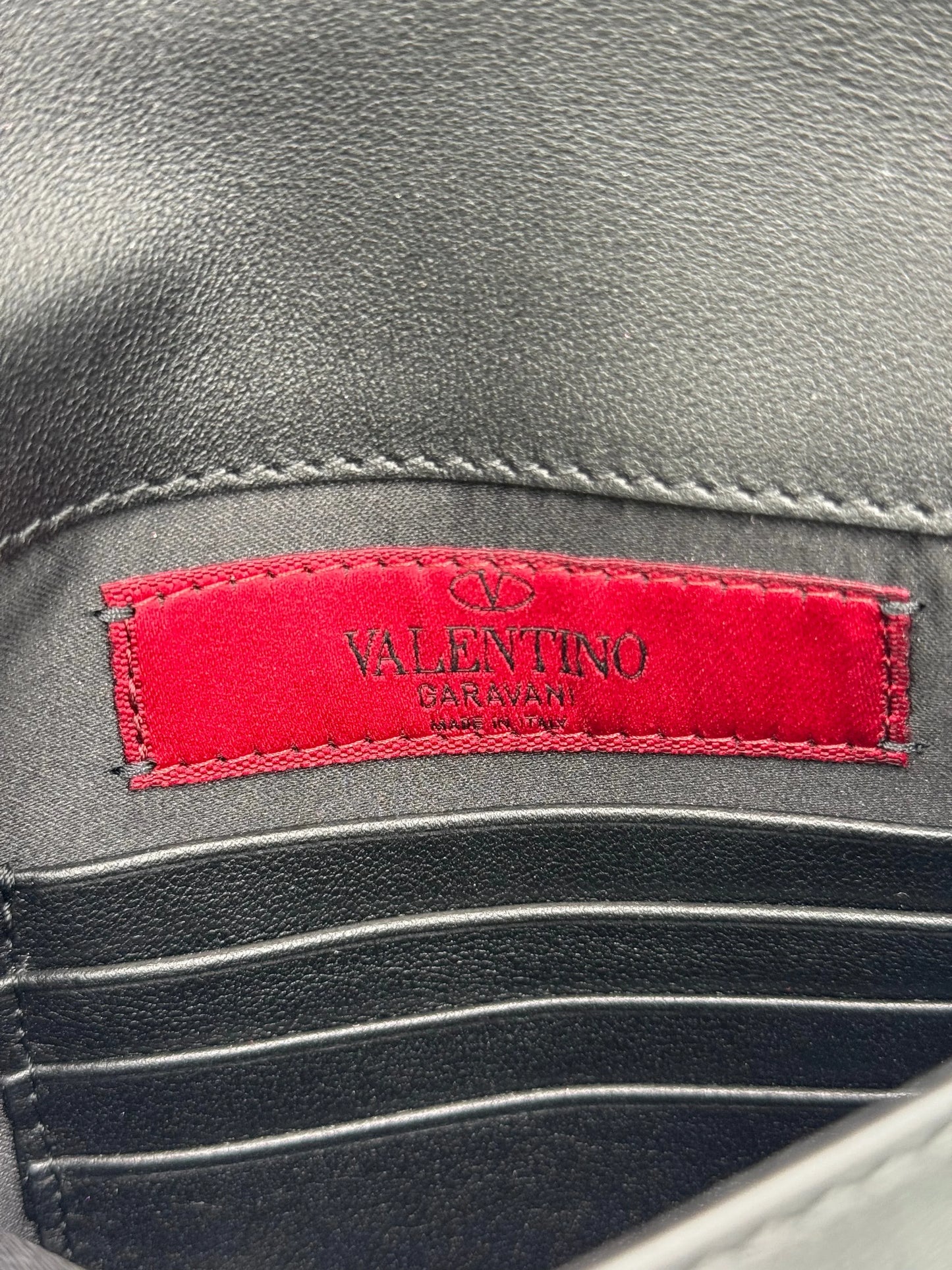 Valentino-Garavani-Clutch-Rockstud-Pelle-Nera-69305877004612 - Pally Vintage Closet