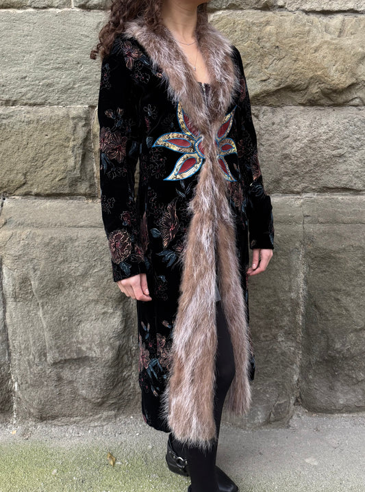 Voyage London Cappotto Vintage in Velluto e Pelliccia Nero - Pally Vintage Closet