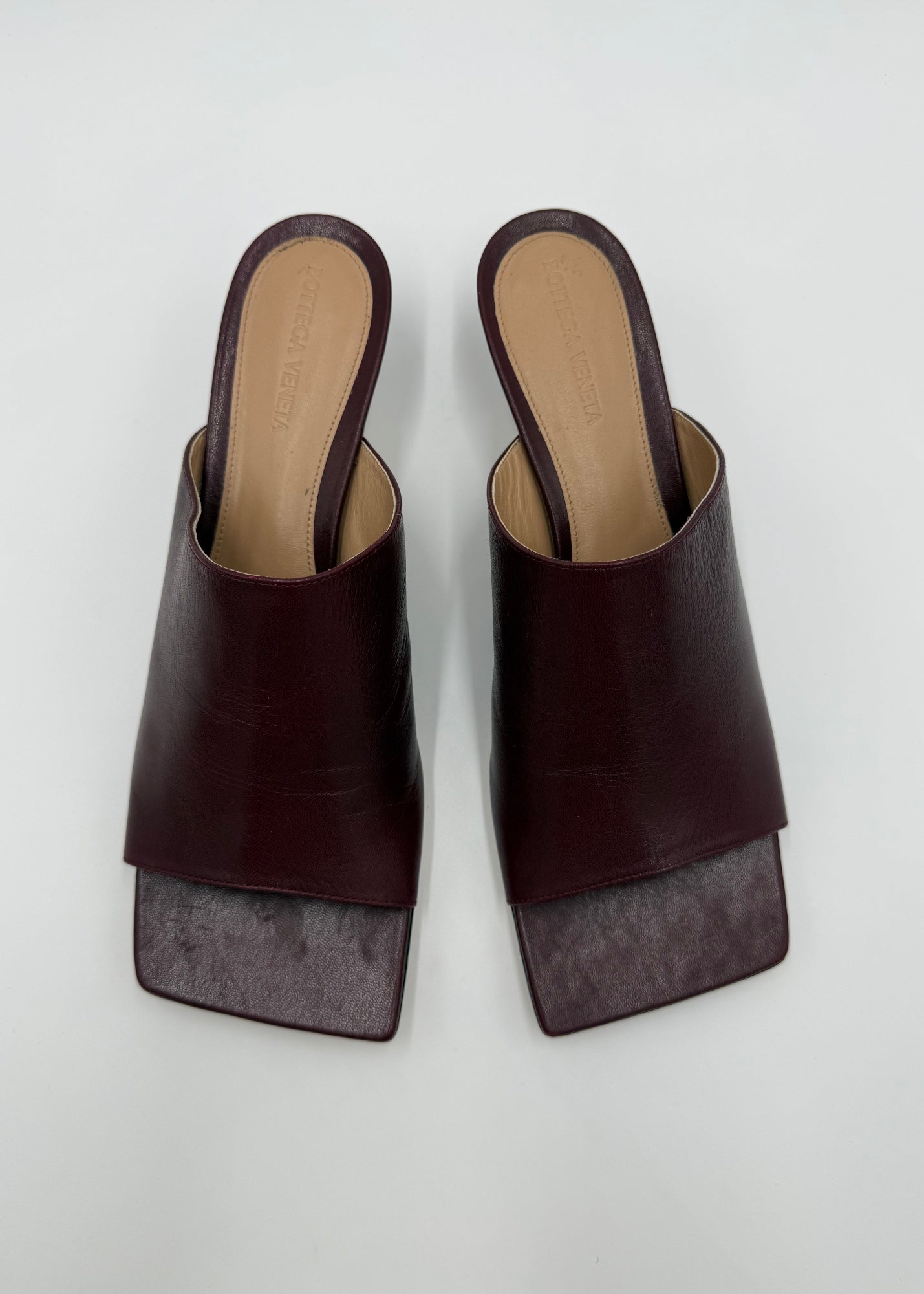 Bottega Veneta Mule Stretch in Pelle Bordeaux