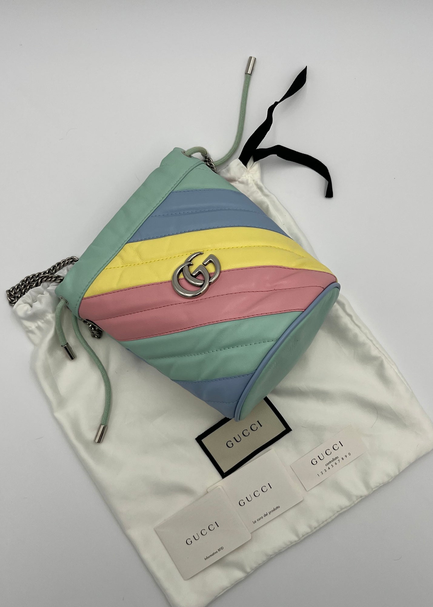 Gucci Borsa a secchiello GG Marmont Diagonal 2.0 Pastello