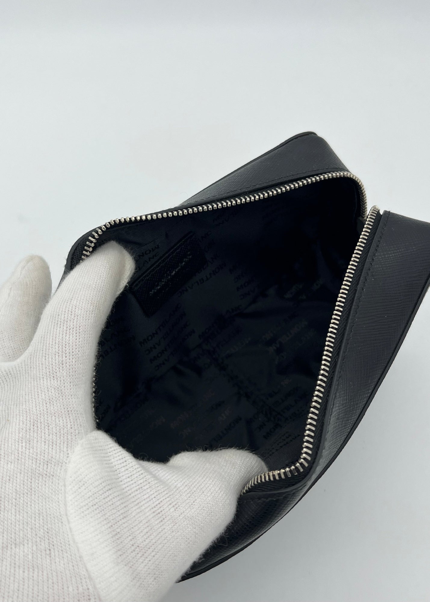 Montblanc Trousse in Pelle Nera