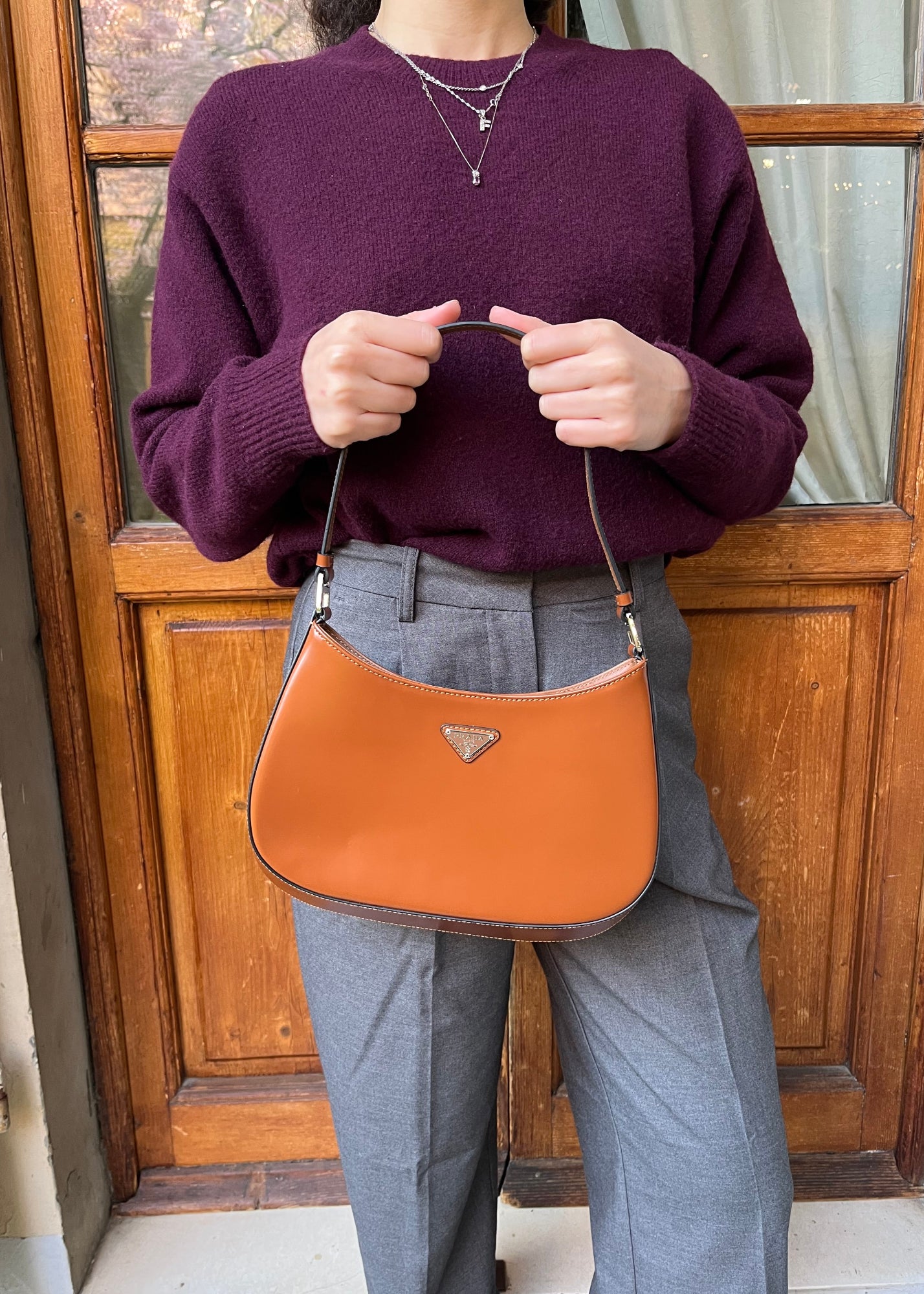 Prada Borsa Cleo a Spalla in Pelle Verniciata Cognac