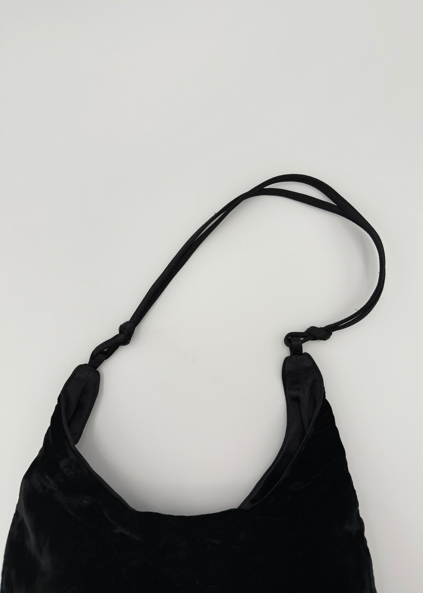 Prada Borsa Vintage in Velluto Liscio Nero
