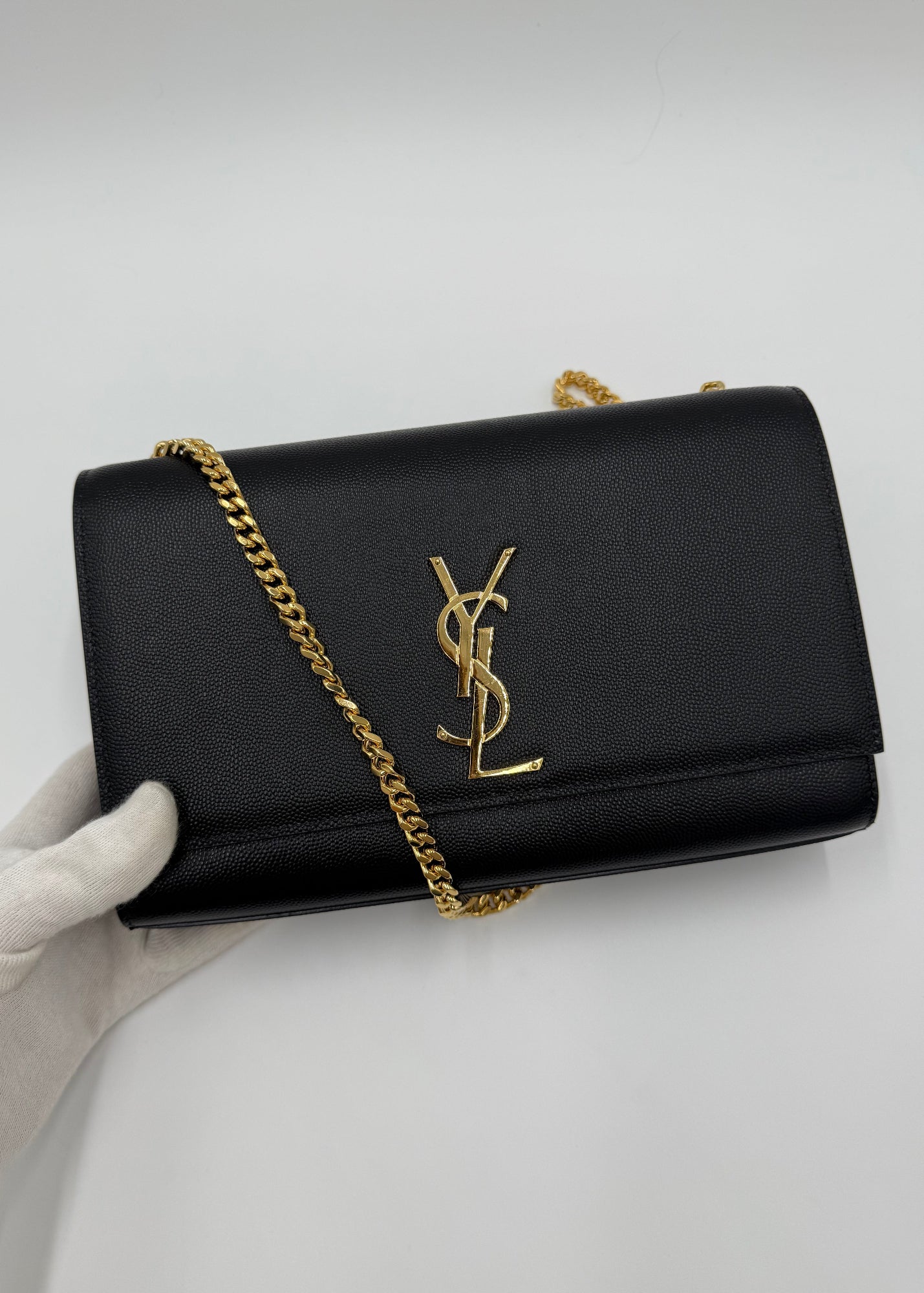 Saint Laurent Borsa Kate in Pelle Grain de Poudre Media Nera