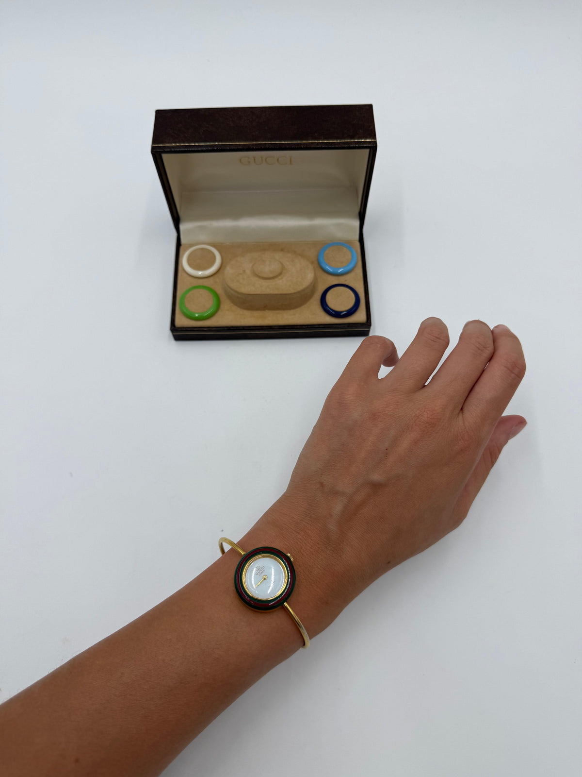 Gucci Orologio Vintage 1100-L con Ghiere Intercambiabili Placcato Oro
