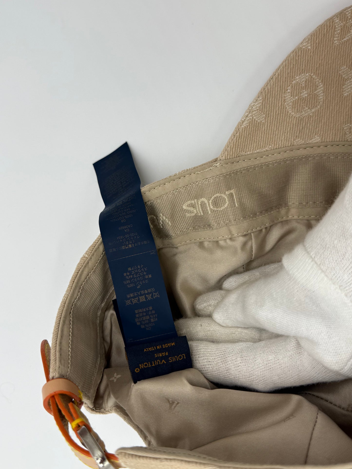 Louis Vuitton Cappello Monogram Denim Beige