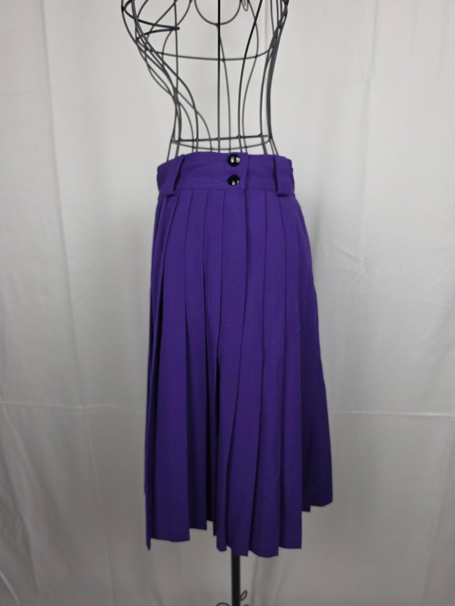 2FB96CD9-7AE1-4E53-95D5-005A41AB6EC7 - Pally Vintage Closet