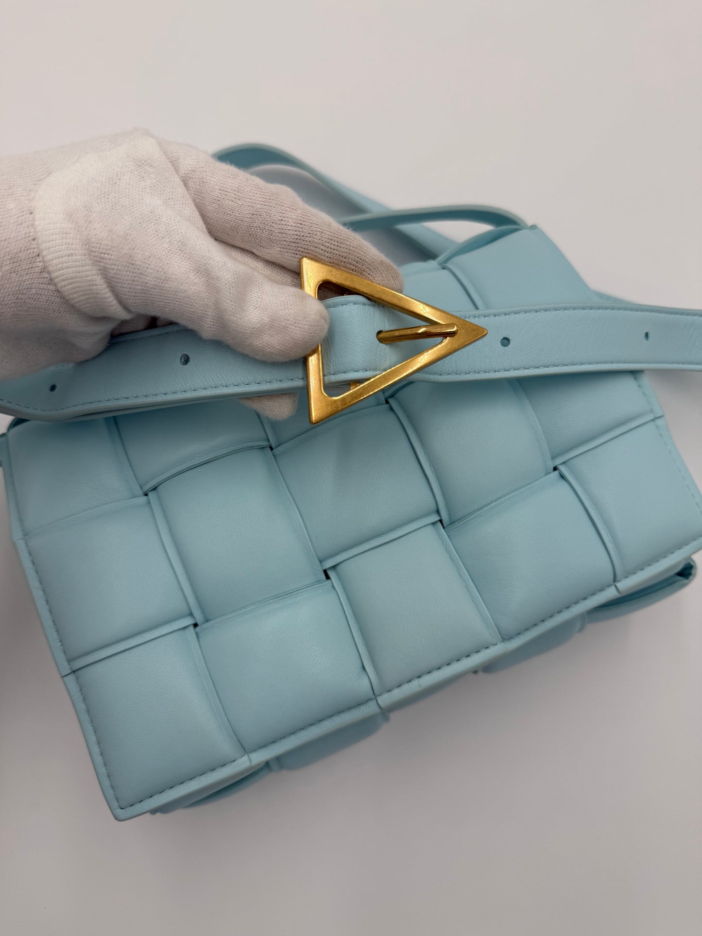 Bottega Veneta Borsa Padded Cassette Azzurro Pastello