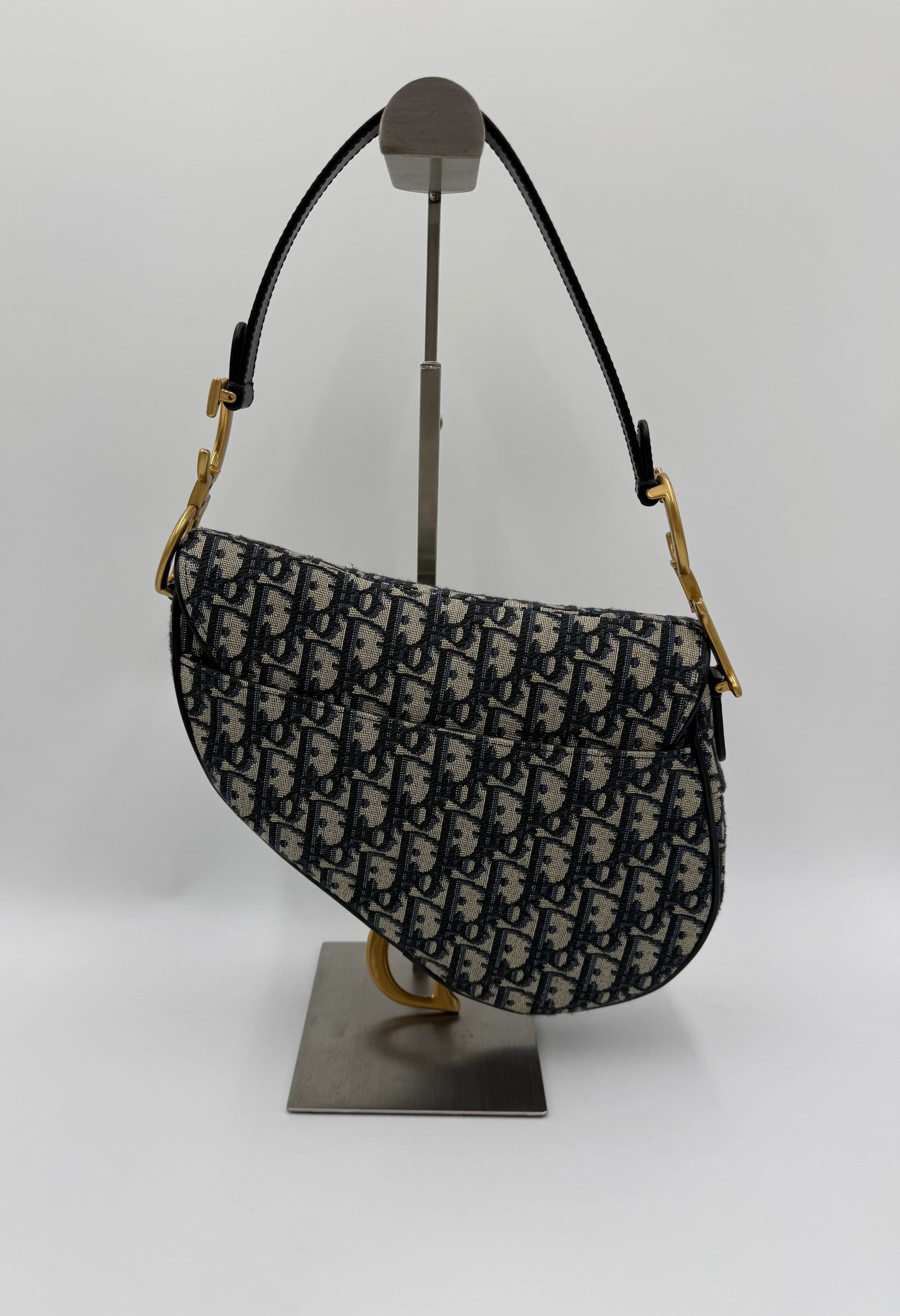 4D028A78-AF86-499B-9B5E-F4E6877C3AE0 - Pally Vintage Closet