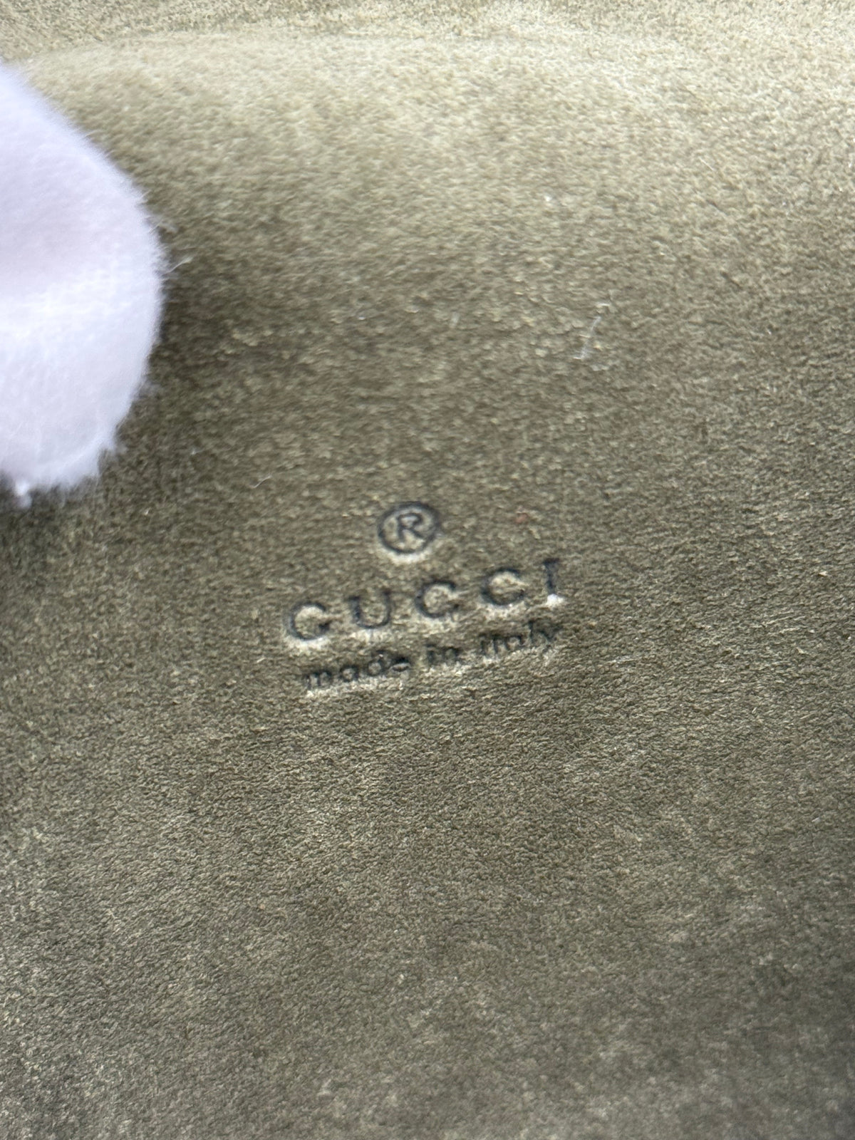 Gucci Borsa a Tracolla Dionysus Small in Pelle Verniciata Verde Oliva