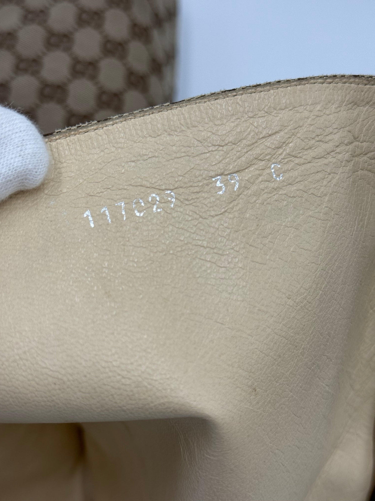 Gucci Stivali al Ginocchio Vintage by Tom Ford GG Monogram Canvas Beige