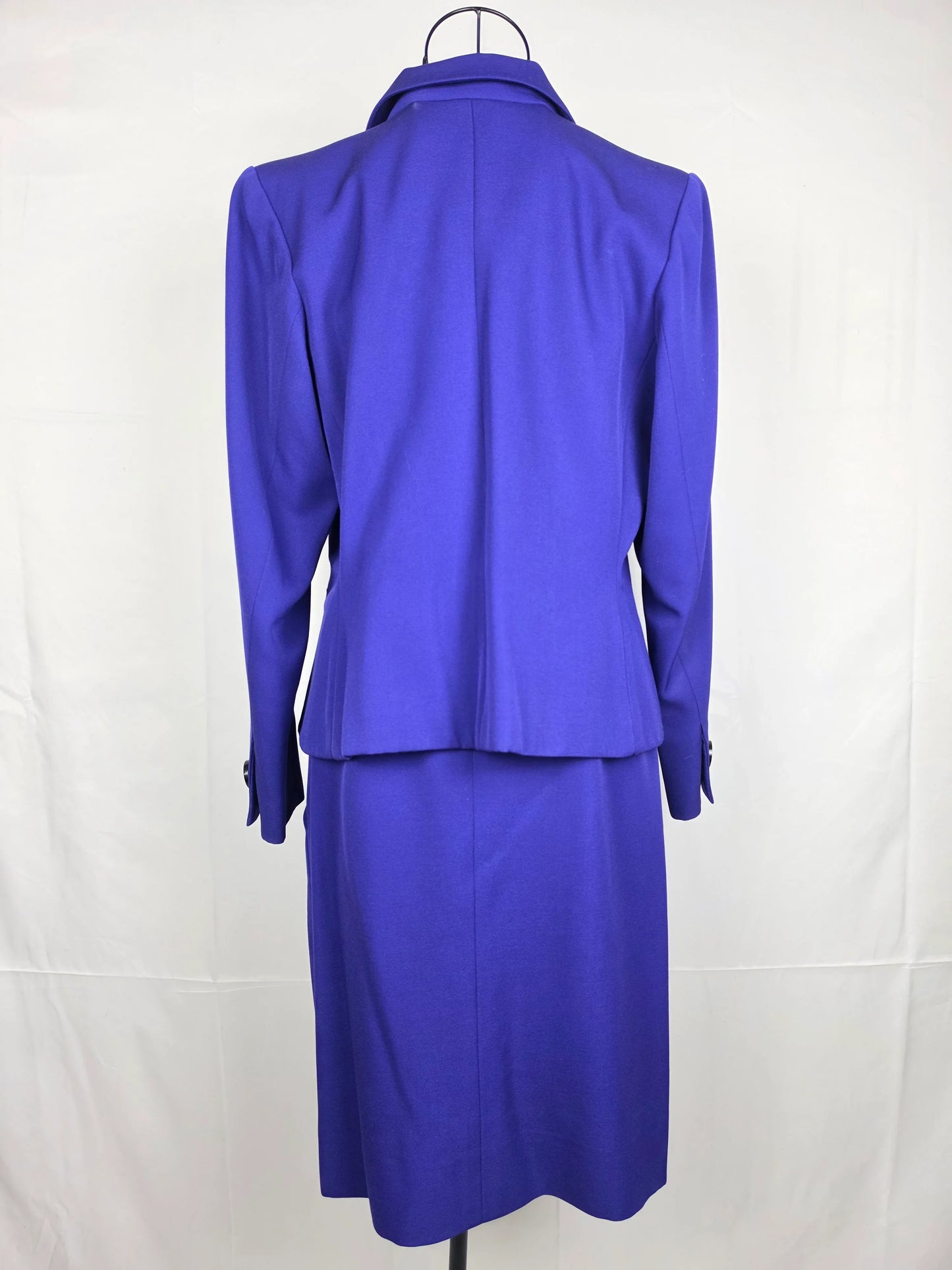 5FA25ACF-D615-4EE3-9705-CFD62E557852 - Pally Vintage Closet