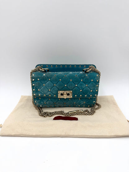 Valentino Garavani Borsa Rockstud Spike Small in Velluto Azzurro